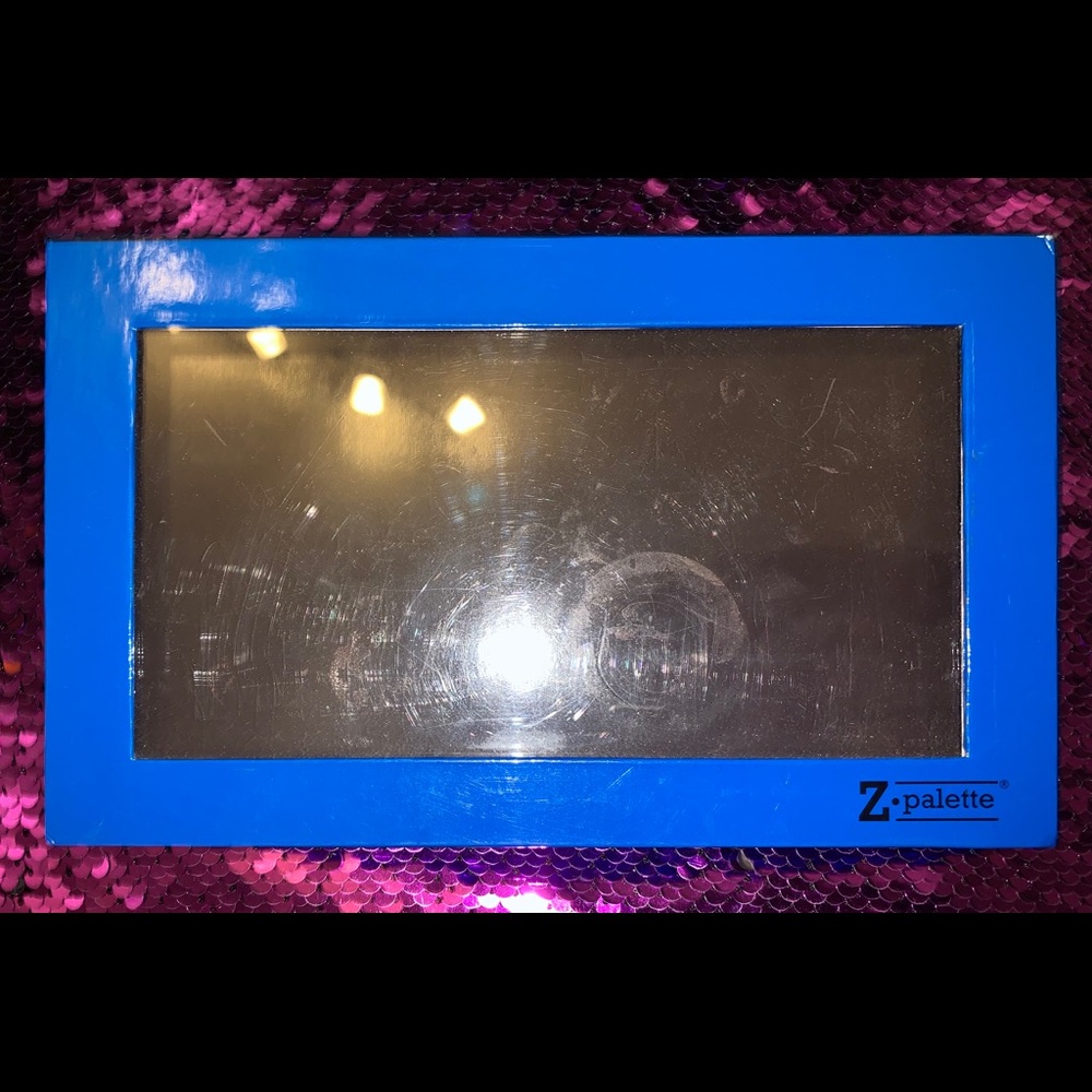 EMPTY z•palette 💙